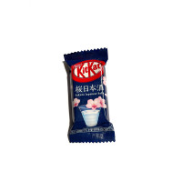 Батончик KitKat Sakura Sake (15460) - вид 1 мініатюра