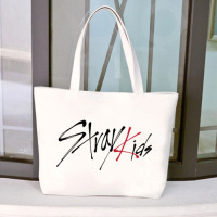 Экосумка шопер Стрей Кидс Stray Kids 31,5х31,5 см белая (23249) - вид 1 миниатюра